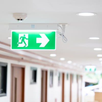 Sistema de alarme de incêndio para centros médicos e hospitais